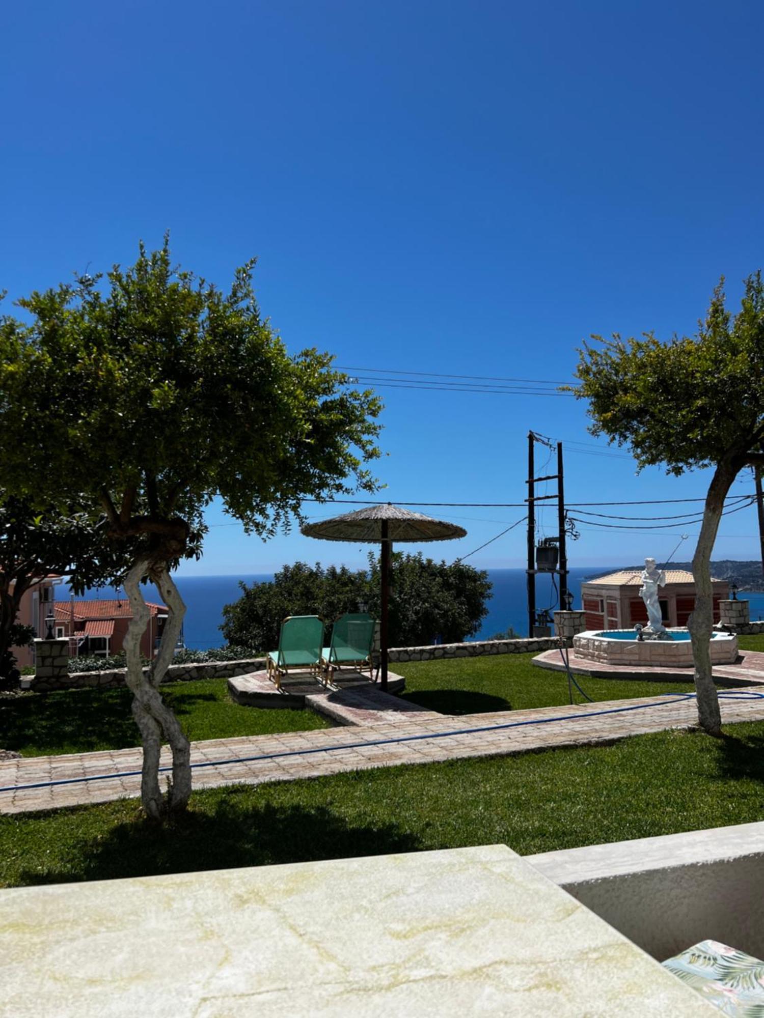 Ocean Front Studios 77 Lourdata  Zimmer foto